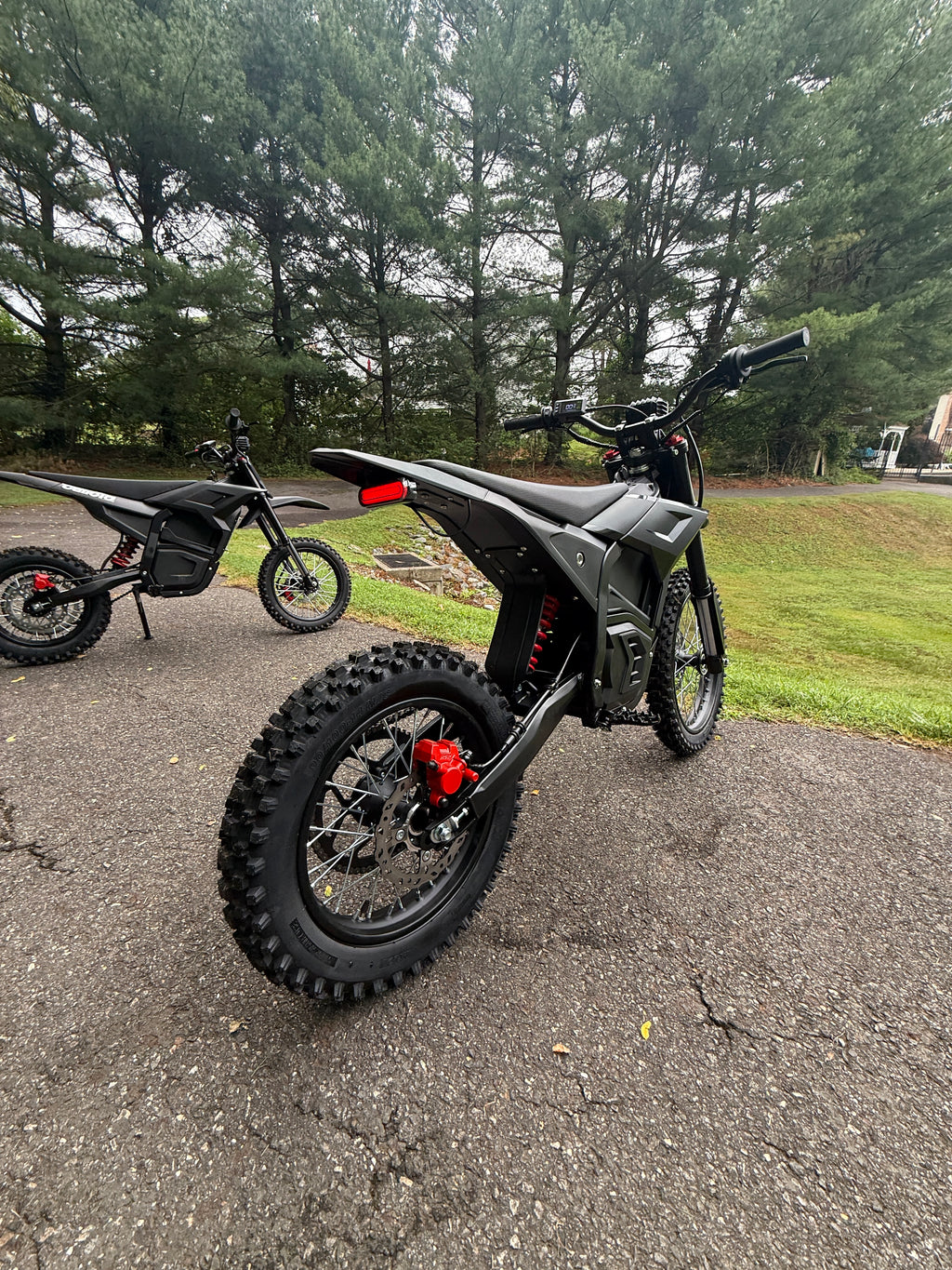 CEMOTO 72V ELECTRIC DIRT BIKE