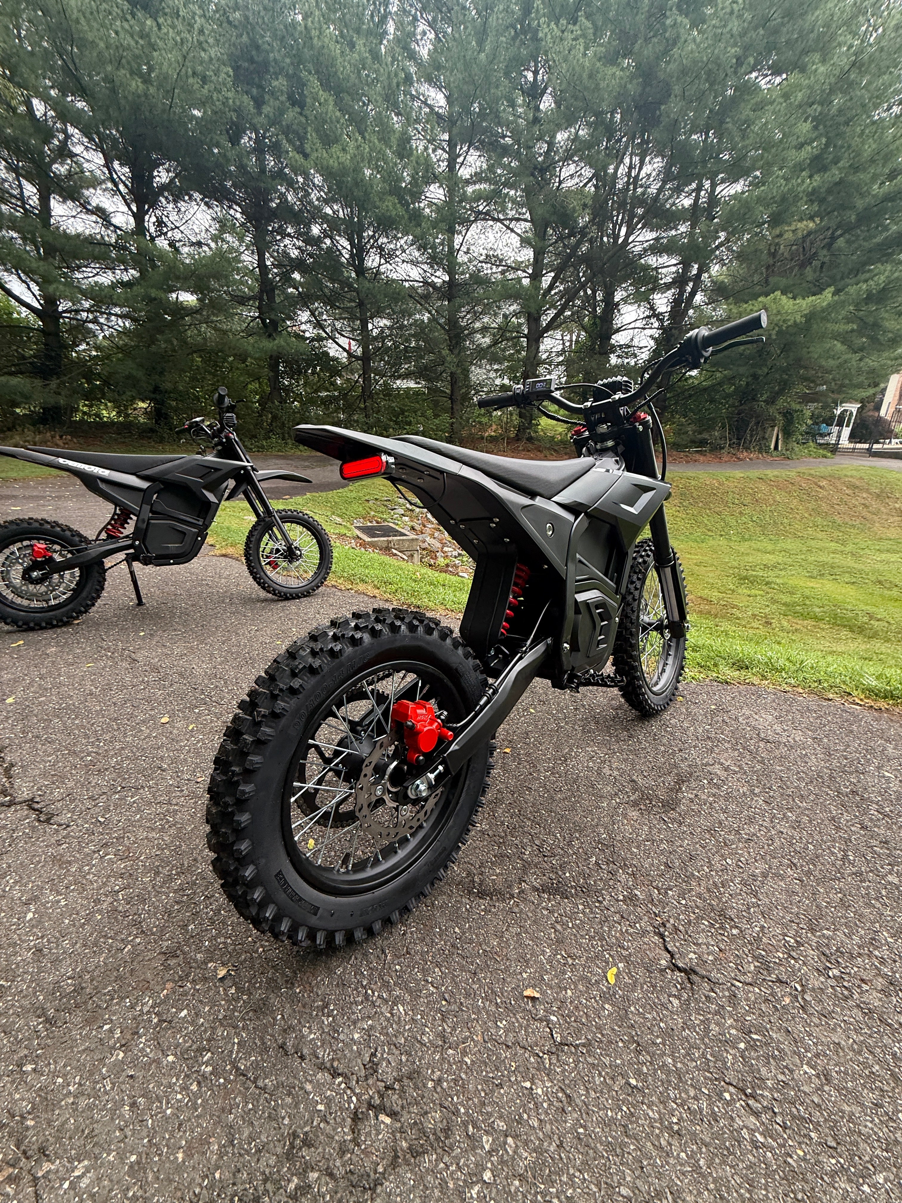 CEMOTO 72V ELECTRIC DIRT BIKE