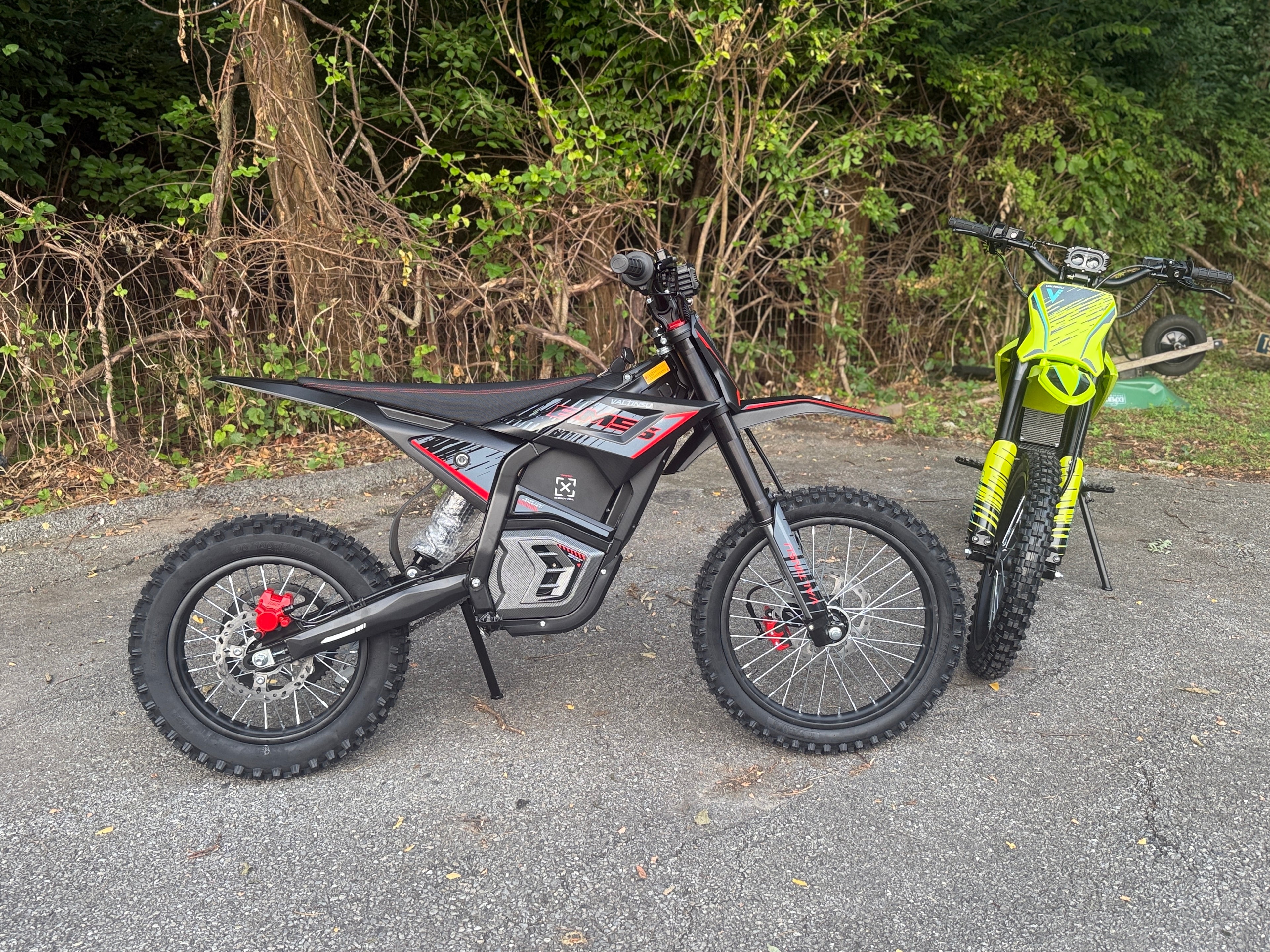 Valtinsu EM5 Pro 60V Electric Dirt Bike