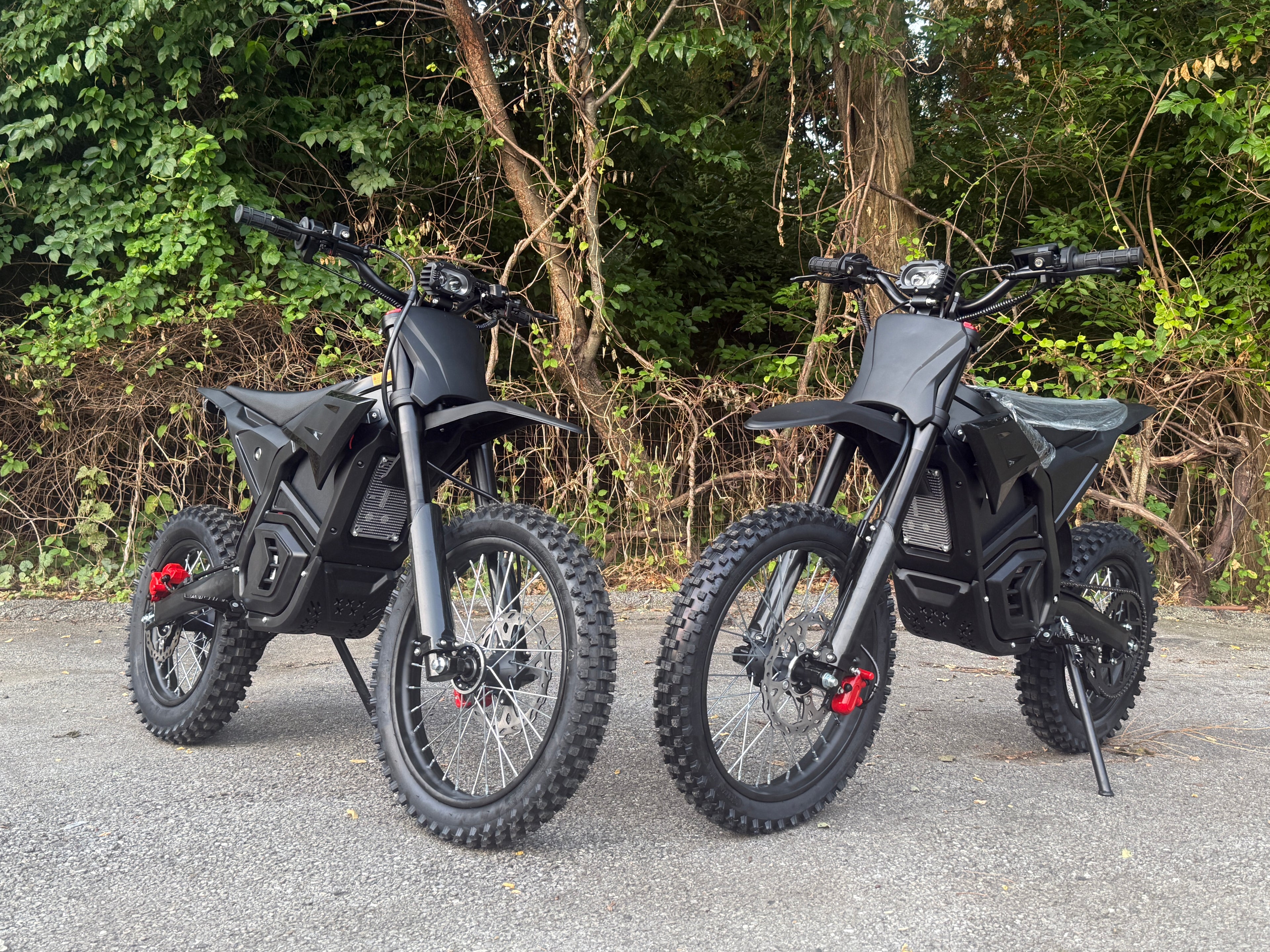CEMOTO 72V ELECTRIC DIRT BIKE