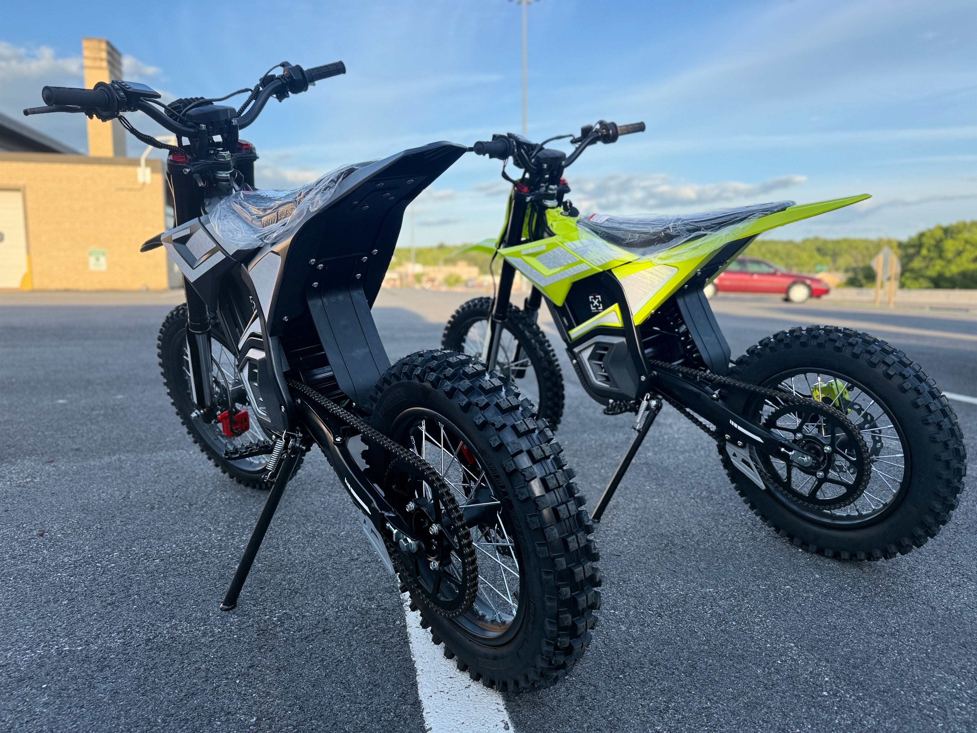 Valtinsu EM5 Pro 60V Electric Dirt Bike